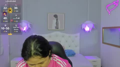 Lisa online show from October 2025 11:29:01 AM