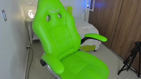 Lisa  online show from February 2025 11:34:02 AM