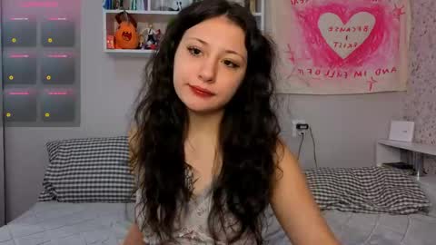 Snapshot of lisa_mzemta chatting on April 2026 08:29:02 AM Lisa online show from April 2026 08:29:02 AM