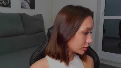 Snapshot of lisa_shultz chatting on May 2026 08:28:01 PM Lisa online show from May 2026 08:28:01 PM
