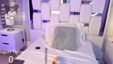 lisa_sweetas online show from June 2026 07:36:01 PM
