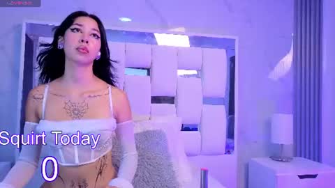 lisa_sweetas online show from June 2026 07:27:02 PM