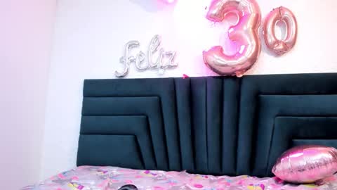 lisa white  online show from January 2025 04:16:02 AM