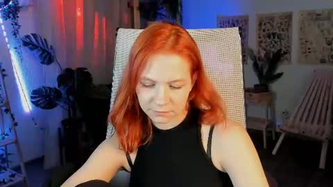 Snapshot of lisaaris chatting on June 2026 09:25:01 PM Lisa Aris online show from June 2026 09:25:01 PM