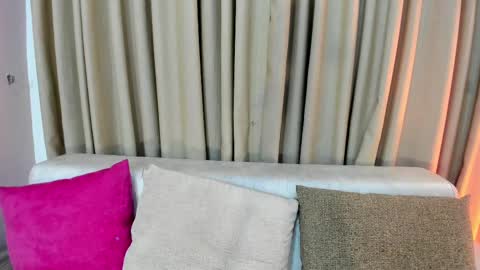 Snapshot of lisahadwiin chatting on February 2025 09:48:02 PM LisaHadwiin online show from February 2025 09:48:02 PM