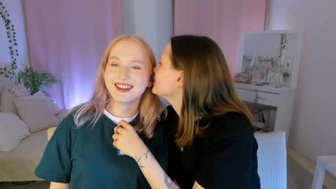 Snapshot of lisaluve chatting on April 2026 07:36:01 PM Lisa blonde Alisa brunette online show from April 2026 07:36:01 PM