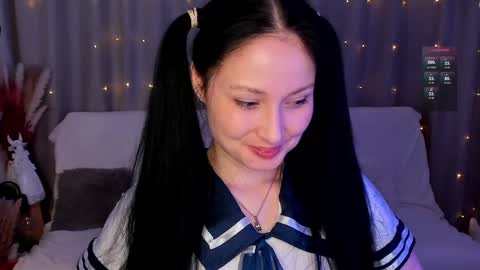 Snapshot of lisamooore chatting on January 2025 11:30:01 PM Lisa Moore online show from January 2025 11:30:01 PM