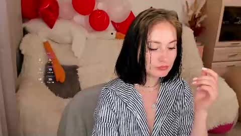 Lisa Moore online show from July 2026 05:41:02 PM