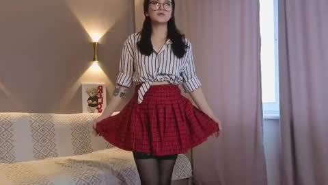 Snapshot of lisandrazieba chatting on April 2026 06:11:01 AM Kira online show from April 2026 06:11:01 AM