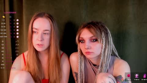 Hello our names are Kate and Alice this is our first day here. online show from December 2024 01:26:02 AM