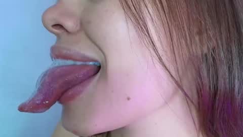 Lisbet online show from November 2025 11:04:02 PM