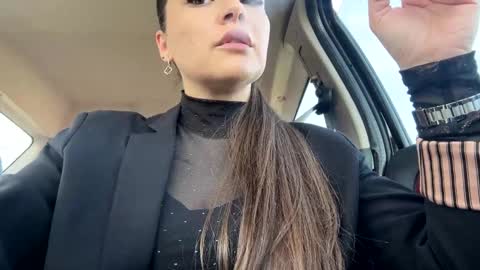 Lissa online show from March 2026 12:11:01 PM