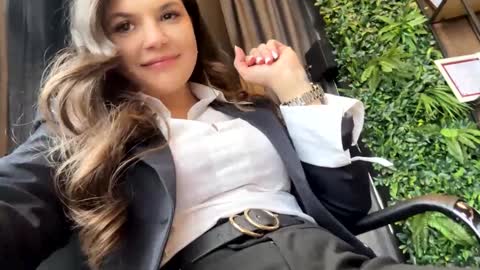 Lissa online show from April 2026 12:26:01 PM