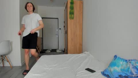 Alfie online show from December 2024 07:31:02 PM