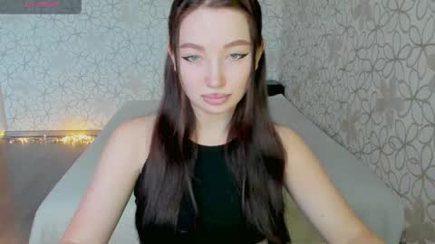 Snapshot of lissa_cristal_ chatting on May 2026 10:12:02 AM lissa_cristal_ online show from May 2026 10:12:02 AM