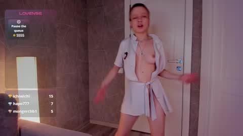 Lissa online show from March 2025 10:33:02 AM