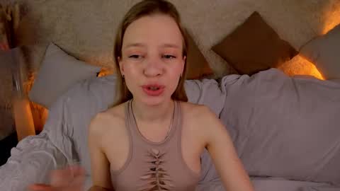 Lissa online show from December 2025 07:49:01 AM