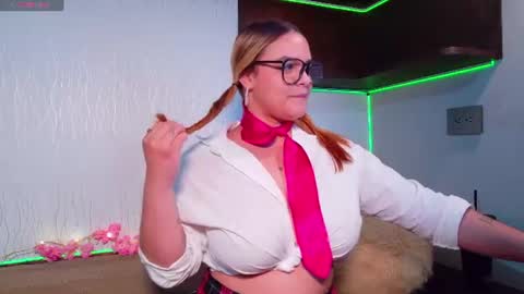 Snapshot of lissa_monroe_ chatting on June 2026 04:29:02 PM lissa_monroe_ online show from June 2026 04:29:02 PM