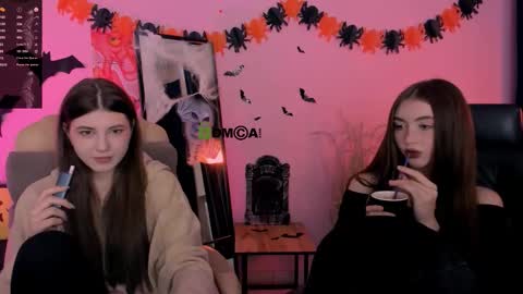 lissa_night online show from October 2025 08:22:02 PM