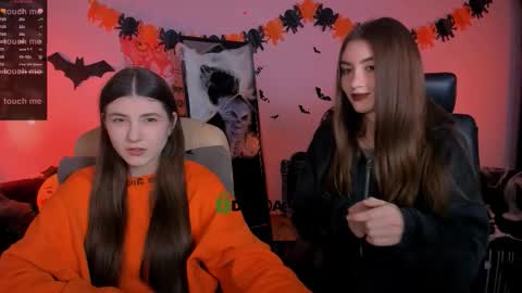 lissa_night online show from November 2025 09:44:02 AM