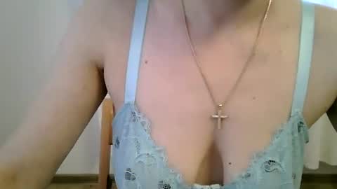 Snapshot of lissa_olsson chatting on January 2025 11:23:02 AM Lissa online show from January 2025 11:23:02 AM