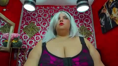 lissabrowns online show from July 2026 01:39:01 PM