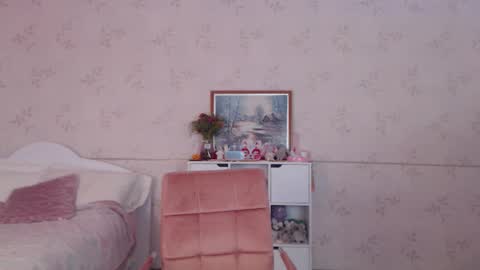 Alice Dont forget to thumbs up its very important  online show from October 2025 07:51:02 AM