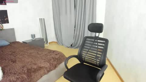 lissameoww online show from January 2026 01:31:02 AM