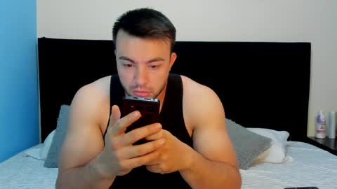 Natalia and alejandro online show from April 2026 09:16:01 AM