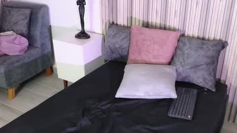 Snapshot of lissawild_ chatting on September 2025 08:20:01 PM ss  online show from September 2025 08:20:01 PM