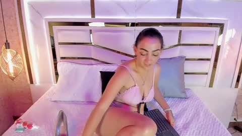 lisse_palmerr online show from January 2025 08:14:02 PM