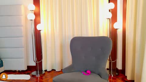 Lisseth Long  online show from May 2026 01:14:02 AM