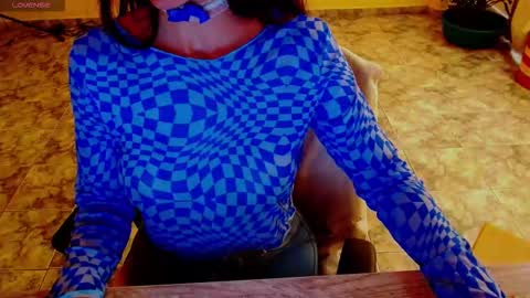 Liss online show from October 2025 03:14:02 PM