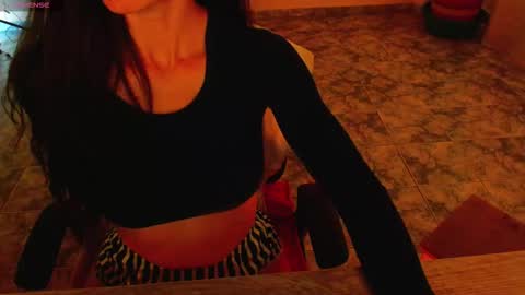 Liss online show from November 2025 05:07:01 PM