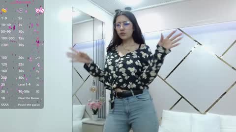 Snapshot of lita_rogers chatting on December 2024 02:39:01 PM Lita online show from December 2024 02:39:01 PM