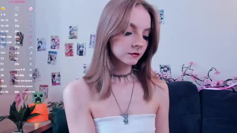 Snapshot of little__caprice chatting on May 2026 07:15:02 AM Bella online show from May 2026 07:15:02 AM