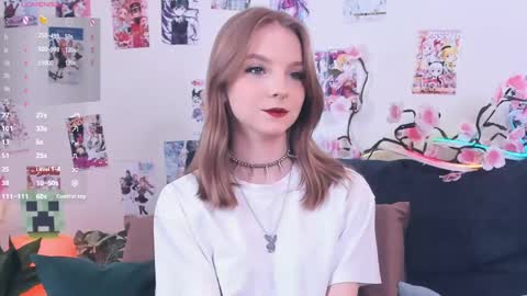 Snapshot of little__caprice chatting on June 2026 07:54:02 AM Bella online show from June 2026 07:54:02 AM