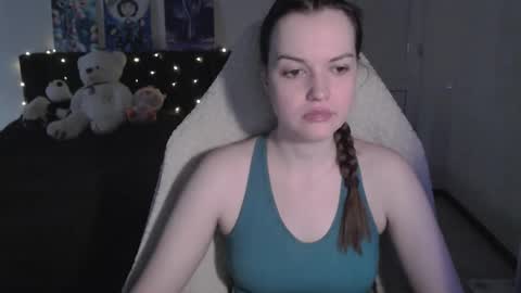 little__flowers online show from December 2025 08:21:02 AM