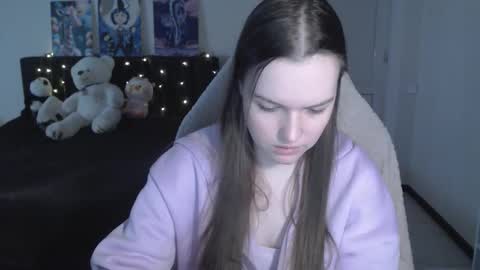 little__flowers online show from February 2026 09:49:02 AM