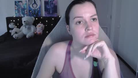 little__flowers online show from March 2026 09:16:01 AM