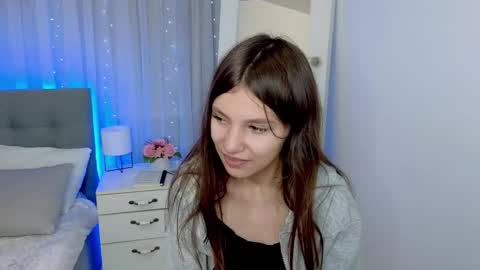    online show from November 2025 12:04:01 PM