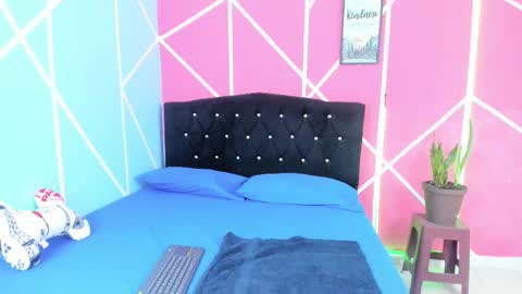 Michelle. online show from March 2025 03:02:01 AM