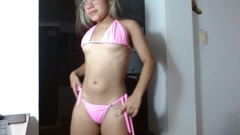 Snapshot of little_babyboo_ chatting on May 2026 10:30:01 AM Catalina online show from May 2026 10:30:01 AM