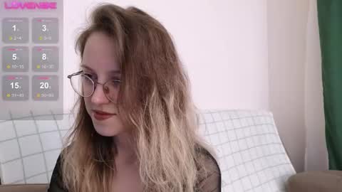 little_bliss online show from December 2025 12:48:01 AM