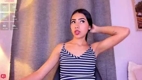 Snapshot of little_caprice_x chatting on September 2025 07:25:02 PM Ana online show from September 2025 07:25:02 PM