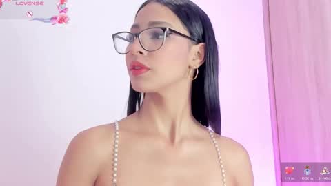 Snapshot of little_channel_ chatting on November 2025 11:21:02 AM online show from November 2025 11:21:02 AM