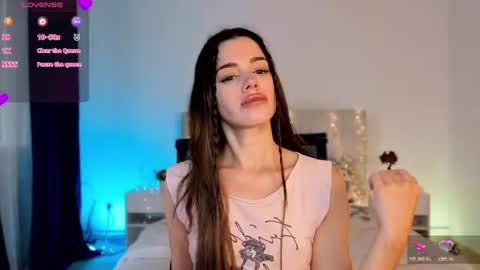 Snapshot of little_cuti1e chatting on July 2026 07:44:01 AM Kathrine online show from July 2026 07:44:01 AM
