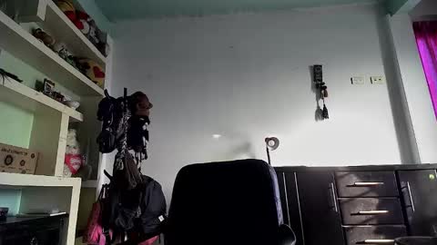 Snapshot of little_doll25 chatting on December 2024 12:23:01 PM Succubus Blue online show from December 2024 12:23:01 PM