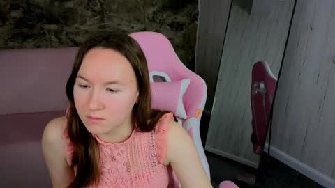 Alexandra online show from February 2026 02:05:02 AM