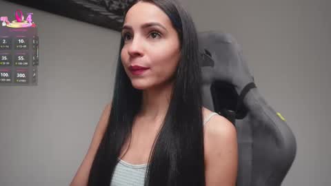 Help me reach 100 likes online show from April 2026 07:08:02 PM